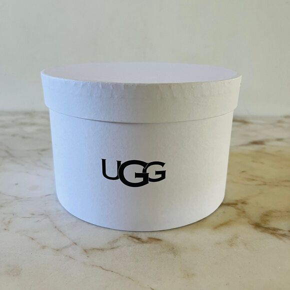 UGG Chestnut Brown Beige Suede Fur Shearling Earmuffs - Picture 12 of 12